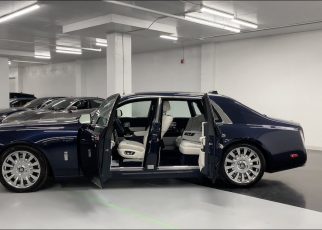 2020 Rolls-Royce Phantom - Walkaround in 4k
