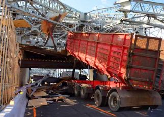 TRUCKS SMASHING INTO BRIDGES ! Trucks Hitting Overpasses, Crossing Bridges Fails