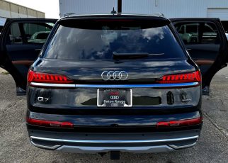2023 Audi Q7 - High-Tech SUV - Sound, Interior & Exterior in Detail